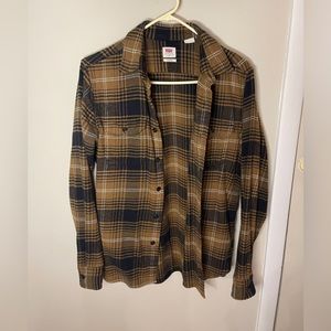 Men’s black and brown Levi flannel, size small
